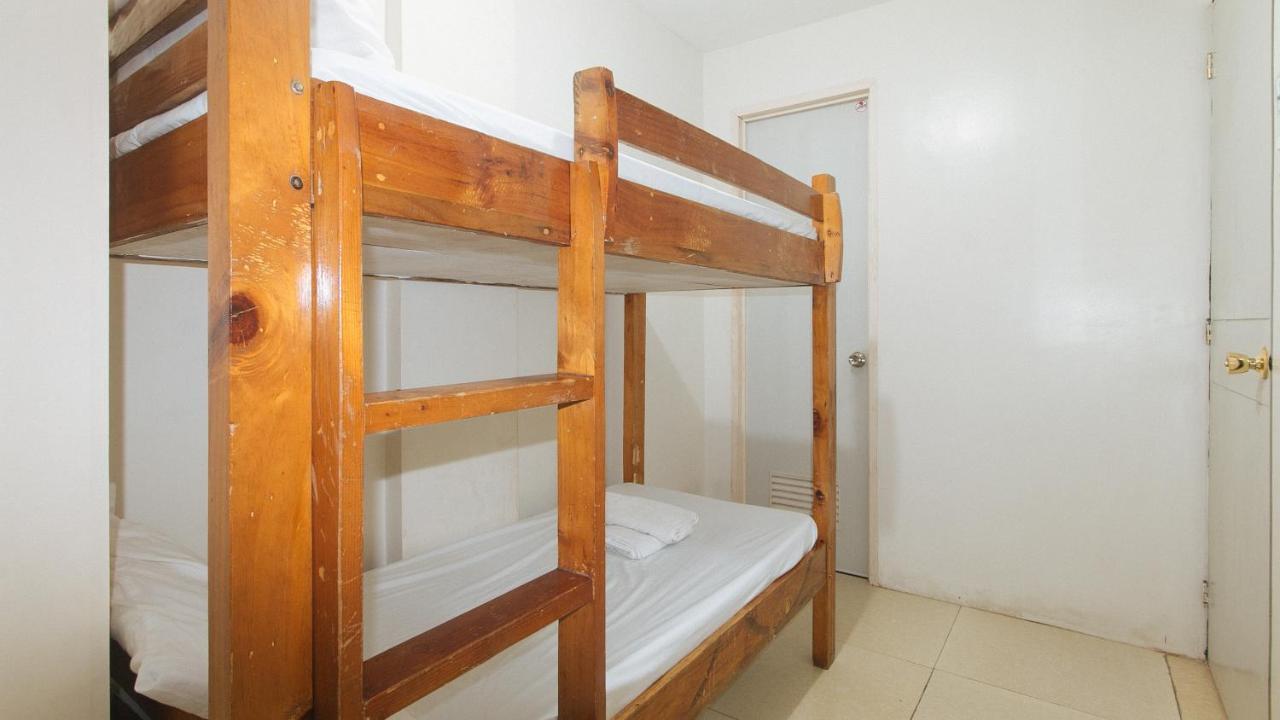 Nearest Hostel Pasay City By Reddoorz מראה חיצוני תמונה