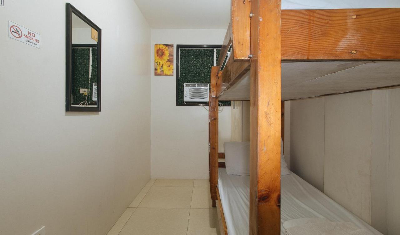 Nearest Hostel Pasay City By Reddoorz מראה חיצוני תמונה